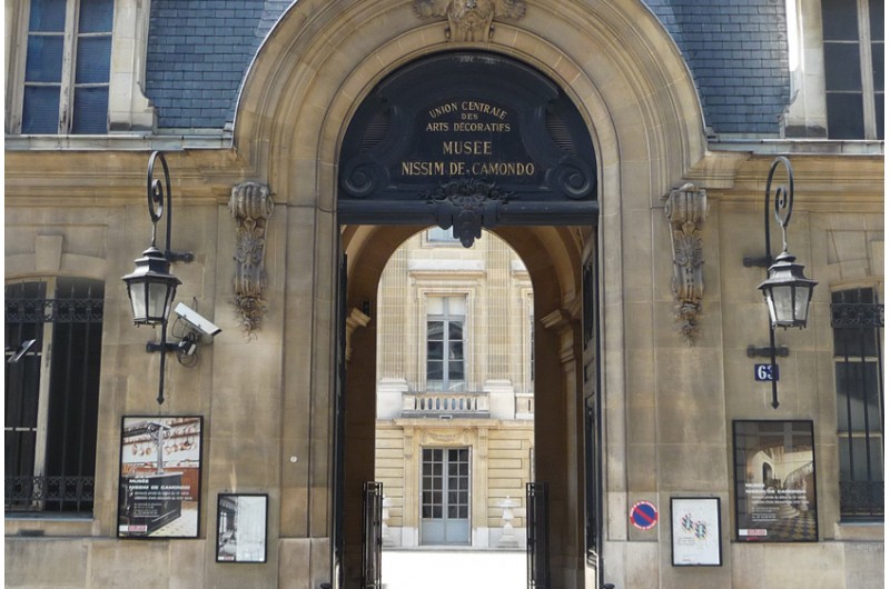 Porte d entree du musee Nissim de Camondo