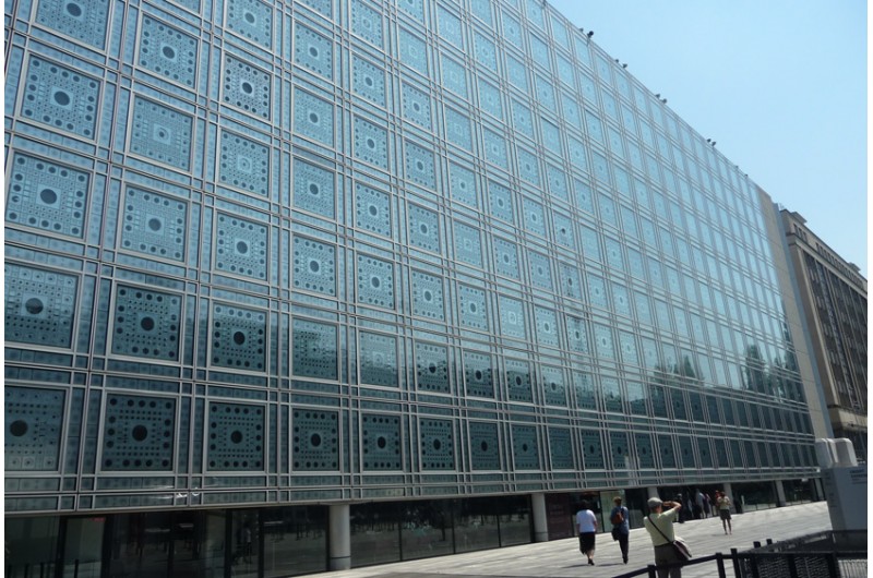 Facade of the Musee de Institut du Monde arabe