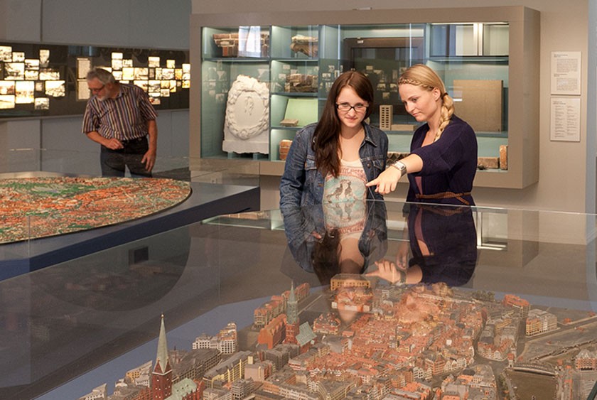 Musée de l'histoire de Hambourg  (avec train miniature et Hamburg Historisch)