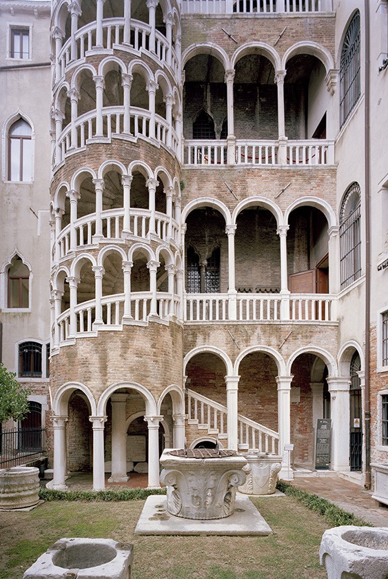 Scala Contarini del Bovolo et Sala del Tintoretto (plateforme panoramique) (Starter, Classic and Complete)