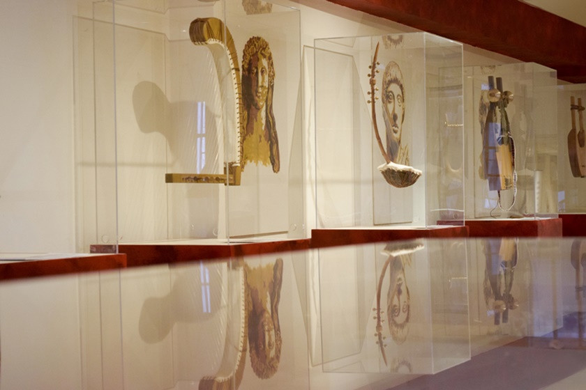 Musée Kotsanas : instruments de musique et jeux grecs anciens
