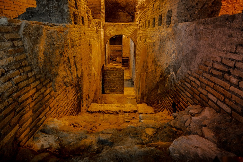 Vicus Caprarius près de la Fontaine de Trevi