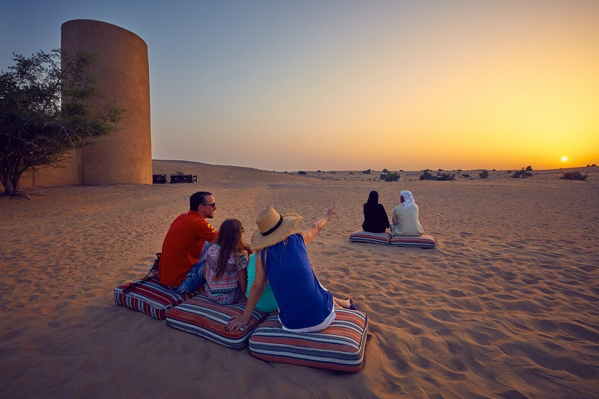 Excursion en bus : Desert Sunset Experience - coucher de soleil dans le désert (incl. dans le pass pour 3 ou 5 jours)