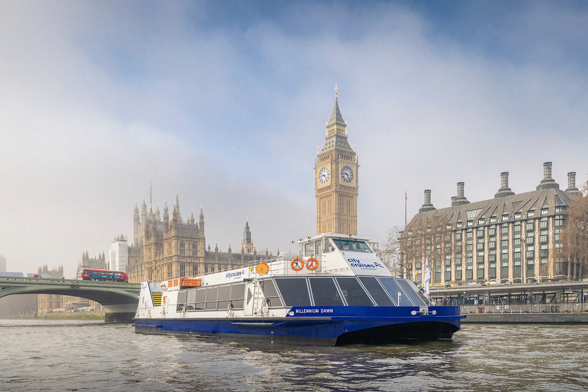 La croisière de 24 heures sur la Tamise