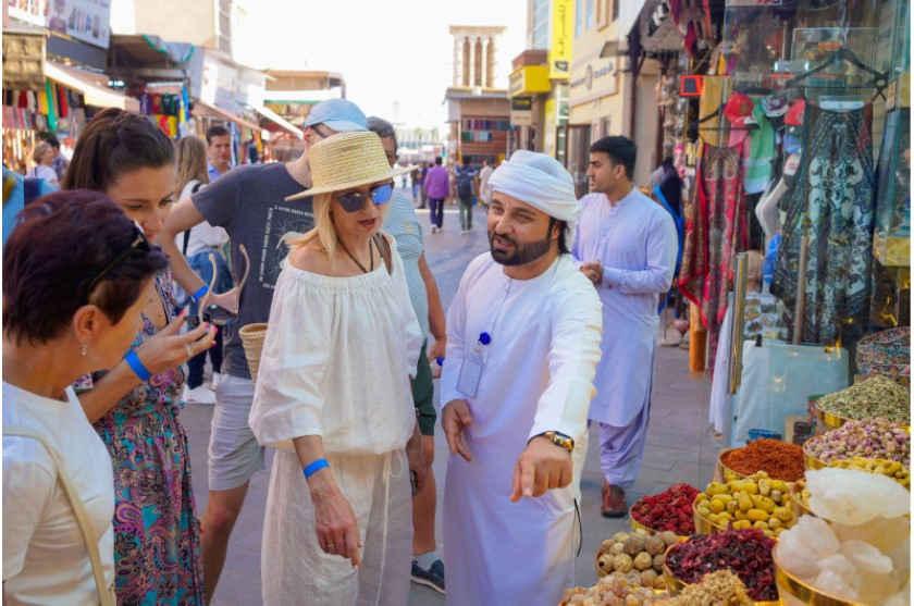 Visite guidée de Dubaï : Vieille Ville, Abra, Souks, Maison du Patrimoine & Cuisine de Rue